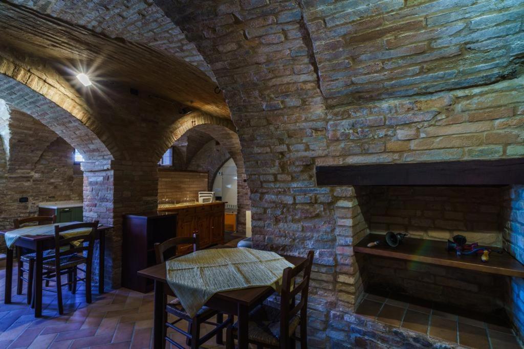B&B La Locanda Del Serafino Sarnano Eksteriør billede